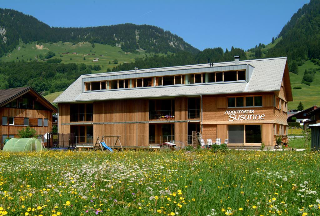 Au (Vorarlberg) Apartments Susanne מראה חיצוני תמונה